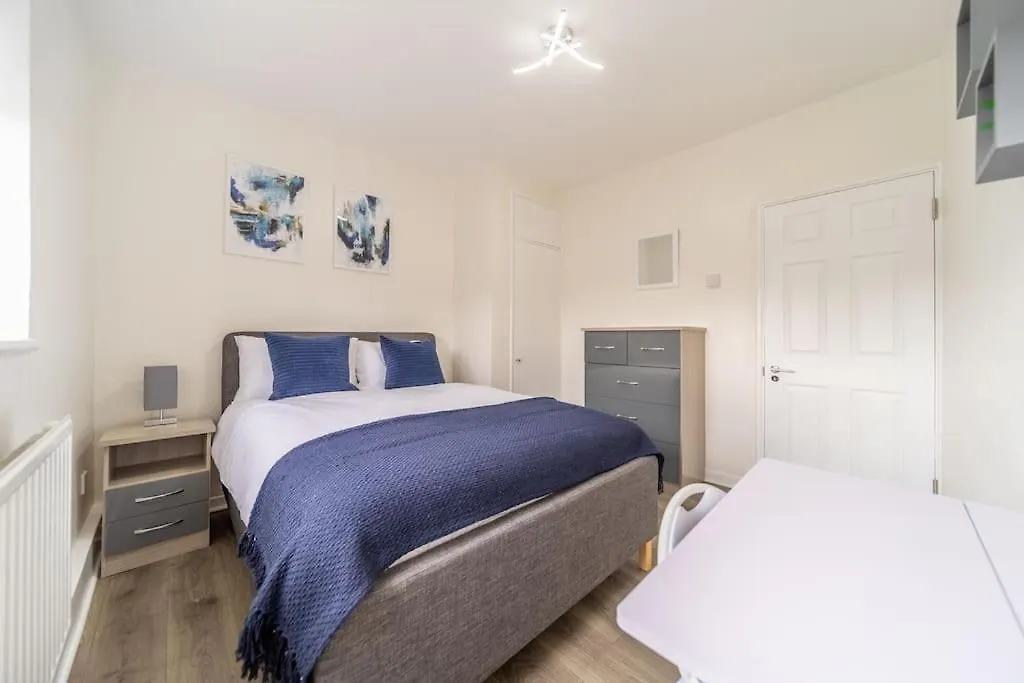 The Heart Of London Apartment