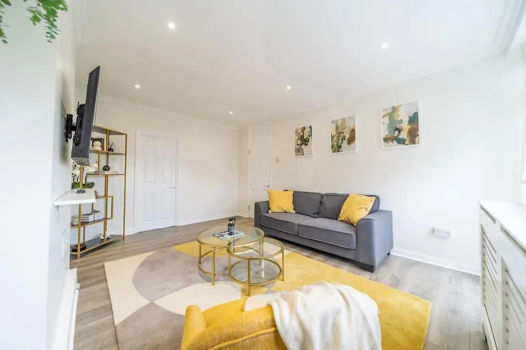 The Heart Of London Apartment