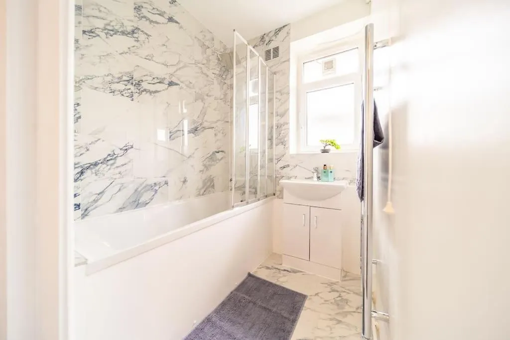 The Heart Of London Apartment